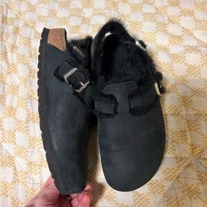 Black leather Birkenstocks 36
